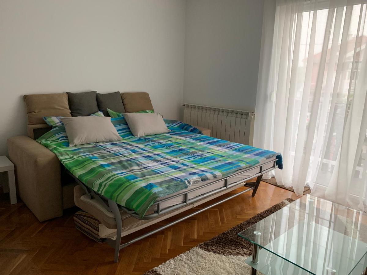 Apartman Madape Sesvete Exteriör bild